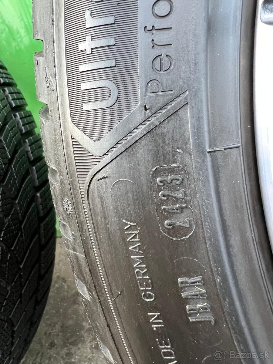 Zimne pneumatiky Goodyear 245/45R18 - 9