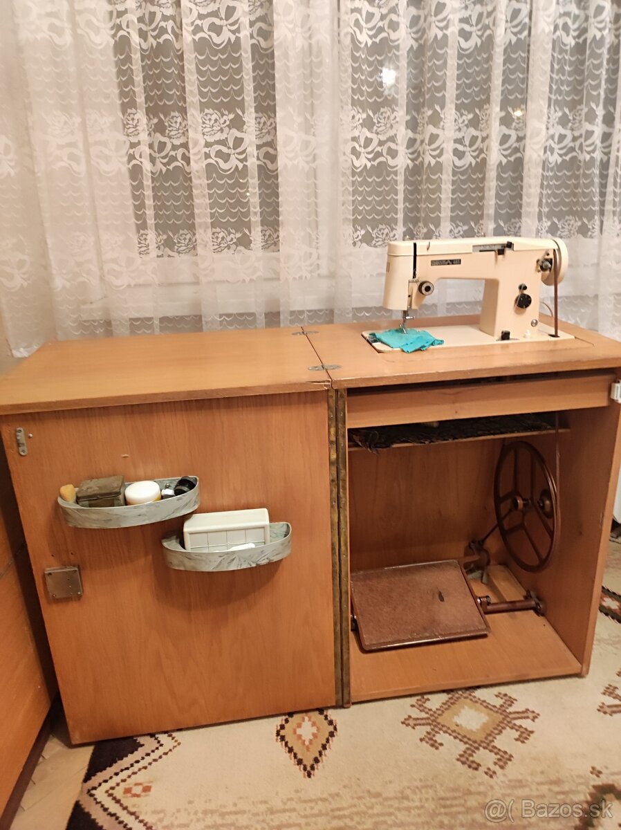 Šijaci stroj Predom Lucznik 465 - 9