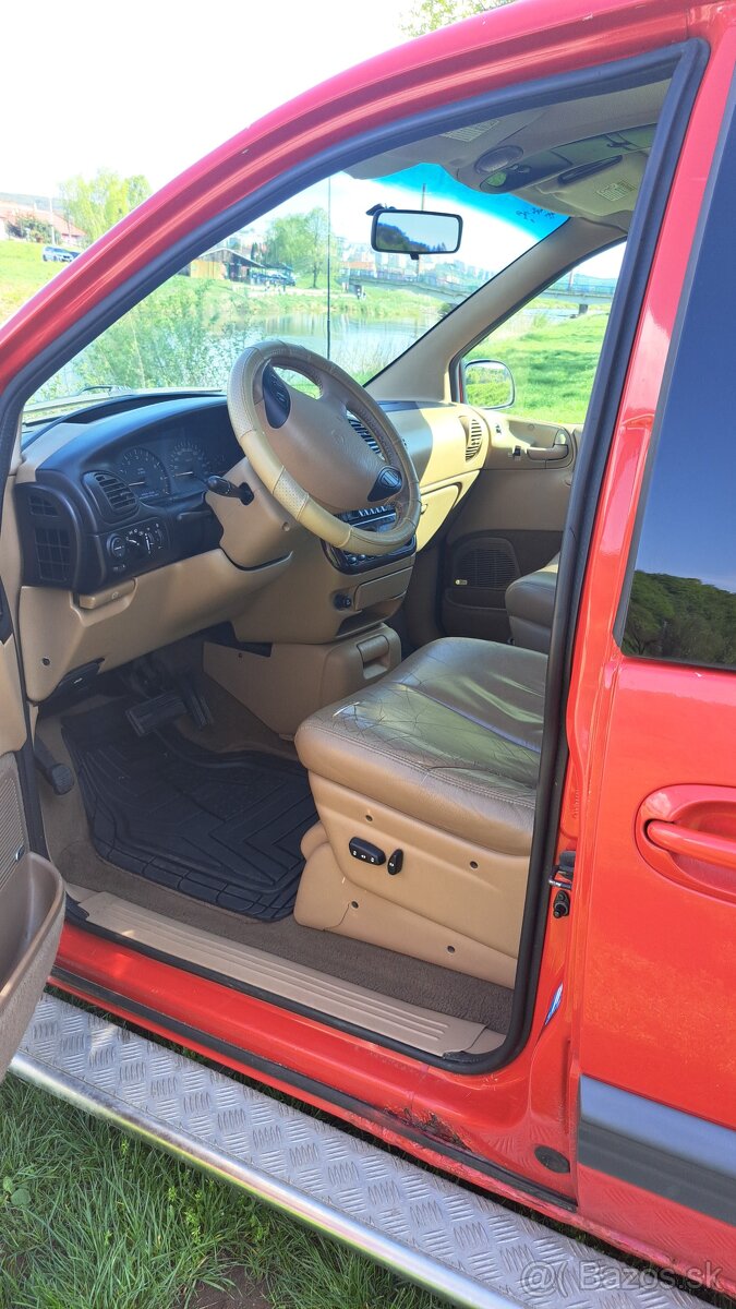 Chrysler Grand Voyager 4x4 nova STK a EK - 9