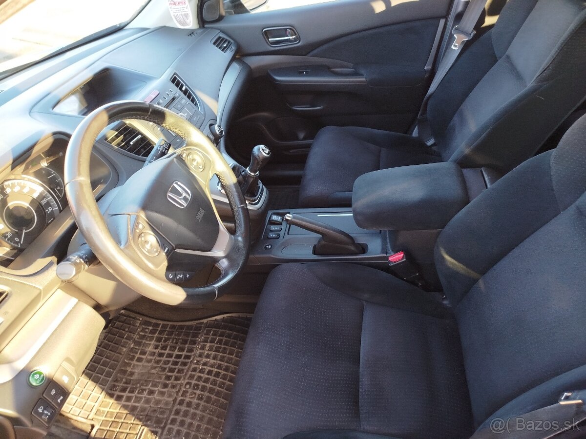 Predám Hondu CR-V - 9