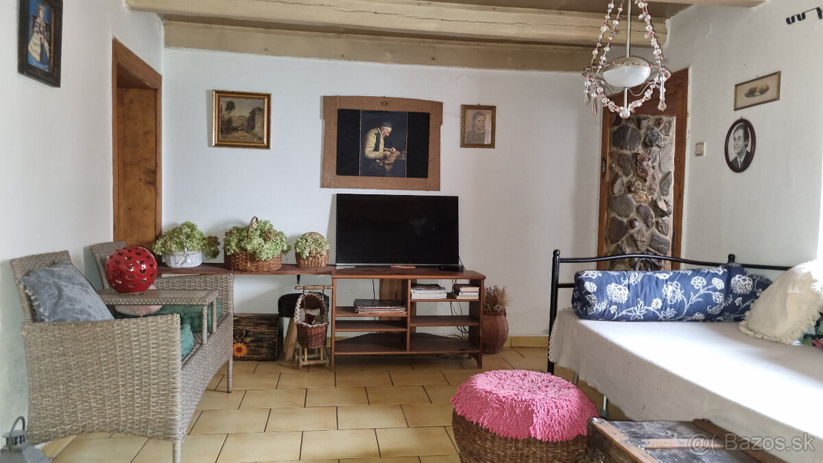 RODINNÝ DOM-CHALÚPKA s "VÍŠKOU" a POZEMOK 674m2 LUBINA - 9