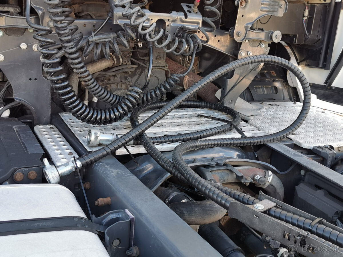 Prodám tahač návěsů SCANIA S450 EURO 6 D dvouokruhová hydr - 9