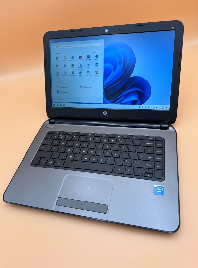 Notebook 14" HP.Intel Celeron 2x2,16GHz.8gb ram.120g SSD - 9