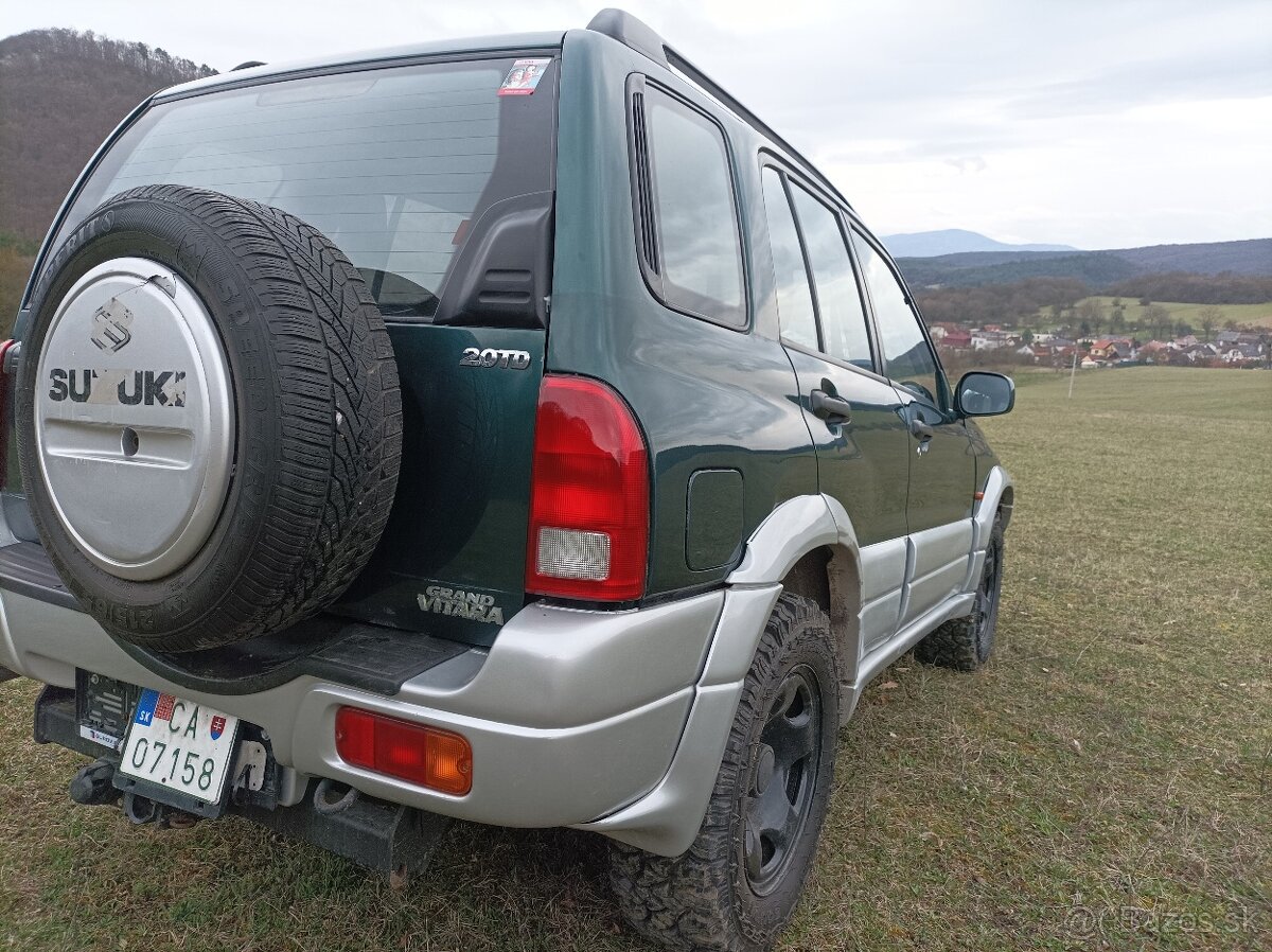 Suzuki Grand Vitara 2.0 td 4x4 - 9