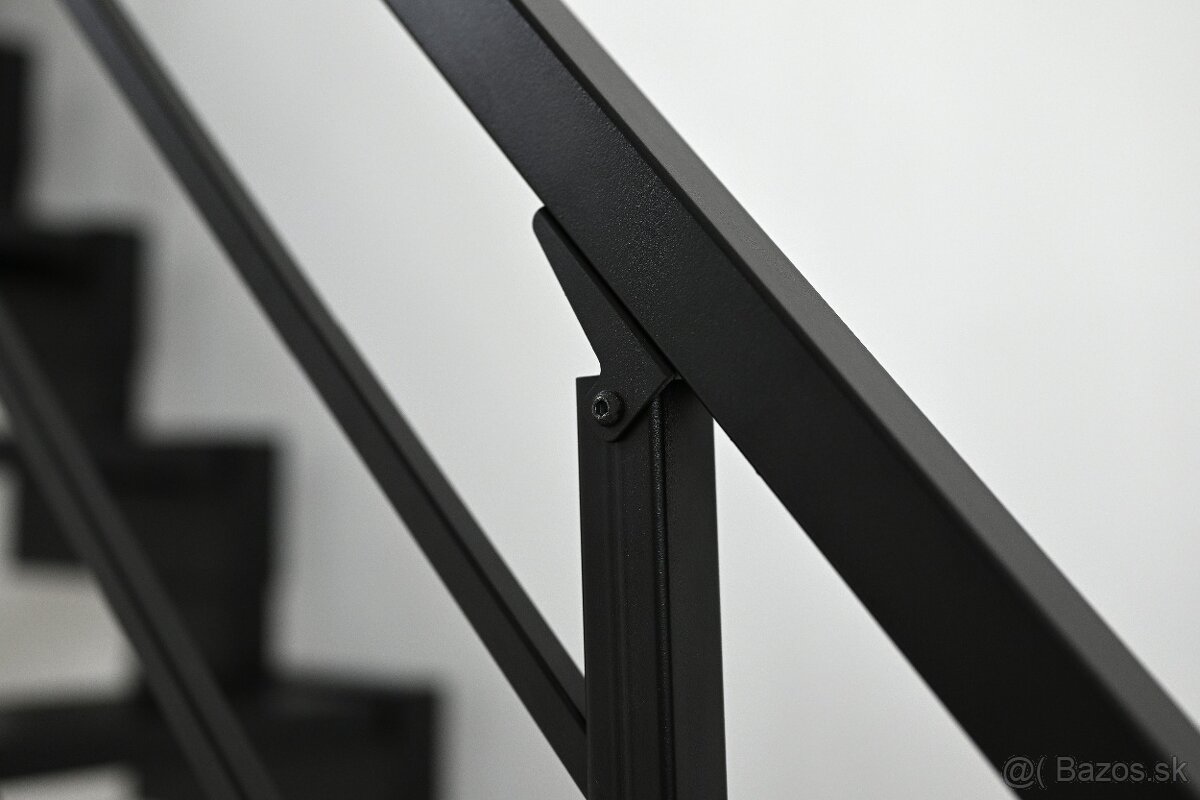 Kovové interiérové schody Modulario MINI - 9