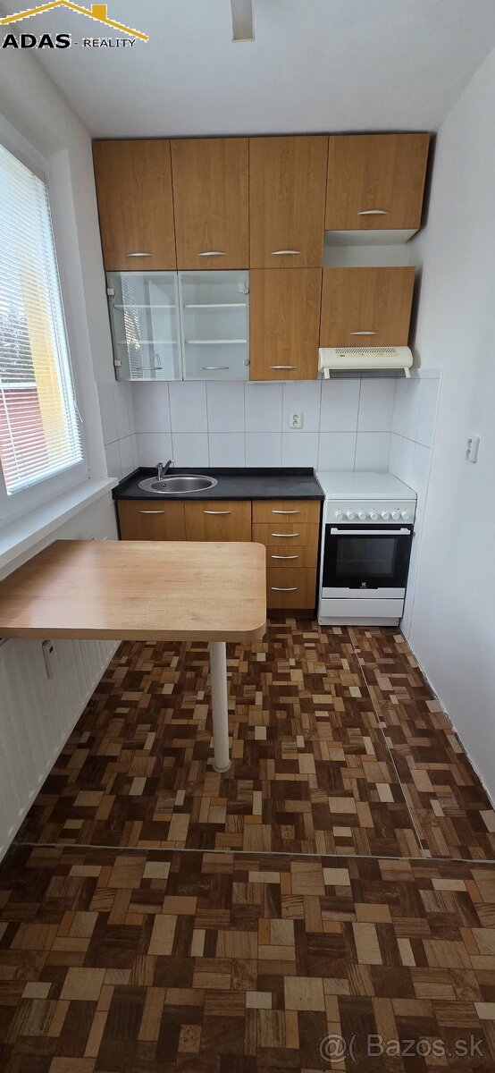 Ponúkame na predaj 2 izbový byt s balkónom. - 9