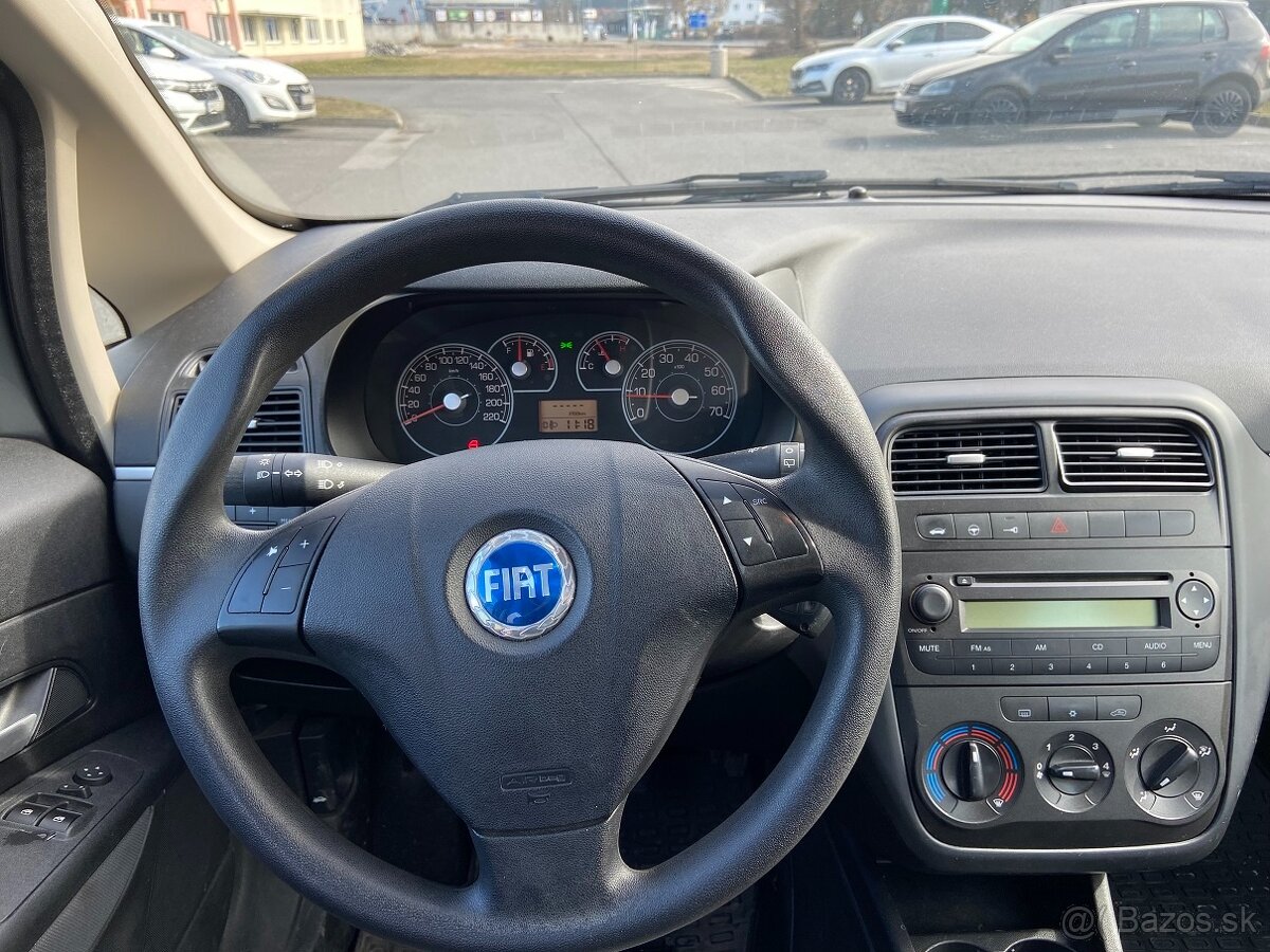Fiat Grande Punto 1,2 - 9