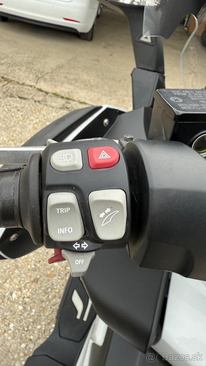 Maxiskúter BMW C 650 GT 8700km Akrapovič - 9