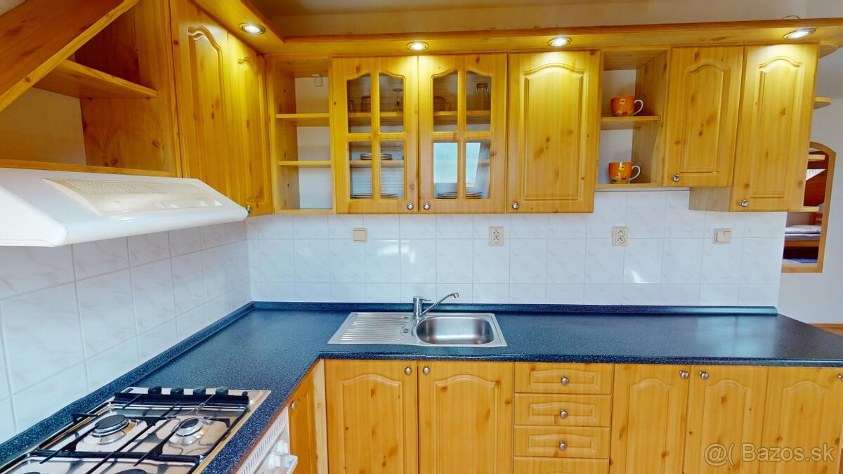 REZERVOVANE -OILKA: NA PRENÁJOM VEĽKOMETRÁŽNY 2-IZBOVÝ BYT - 9