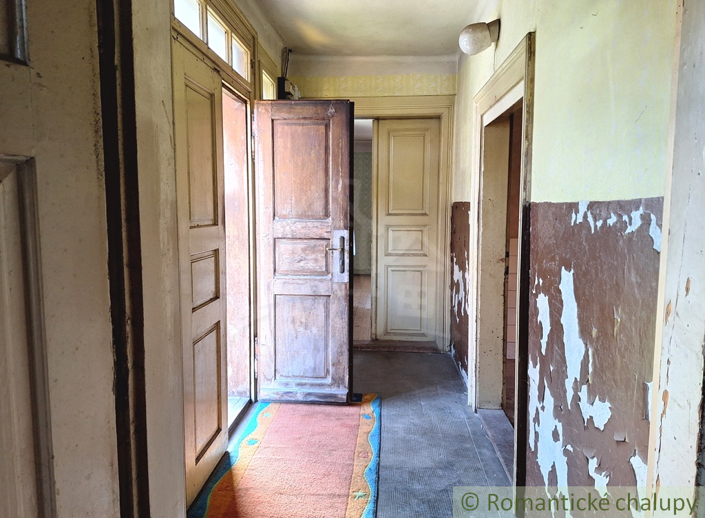 Drevenica medzi Liptovským Mikulášom a Liptovským Hrádkom. - 9