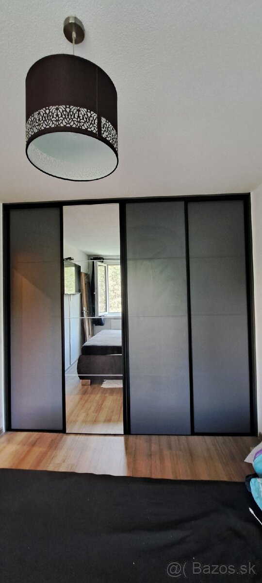 Nábytok na mieru - 9