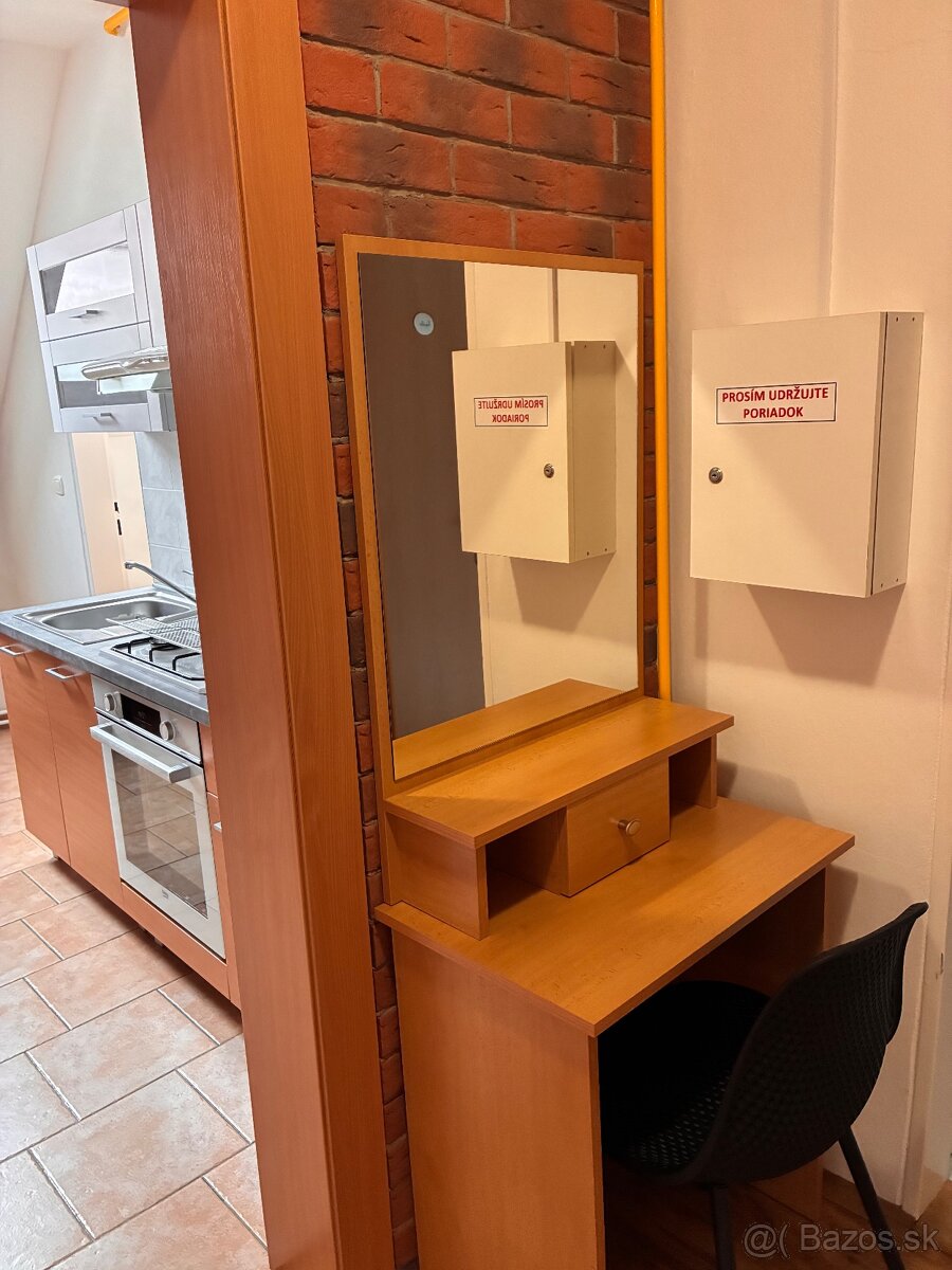 Prenajom - 9
