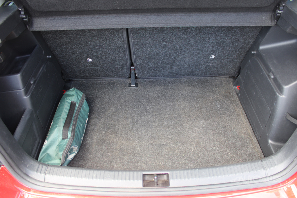 Škoda Fabia 1,0 TSi 70 kW ACTIVE - 9