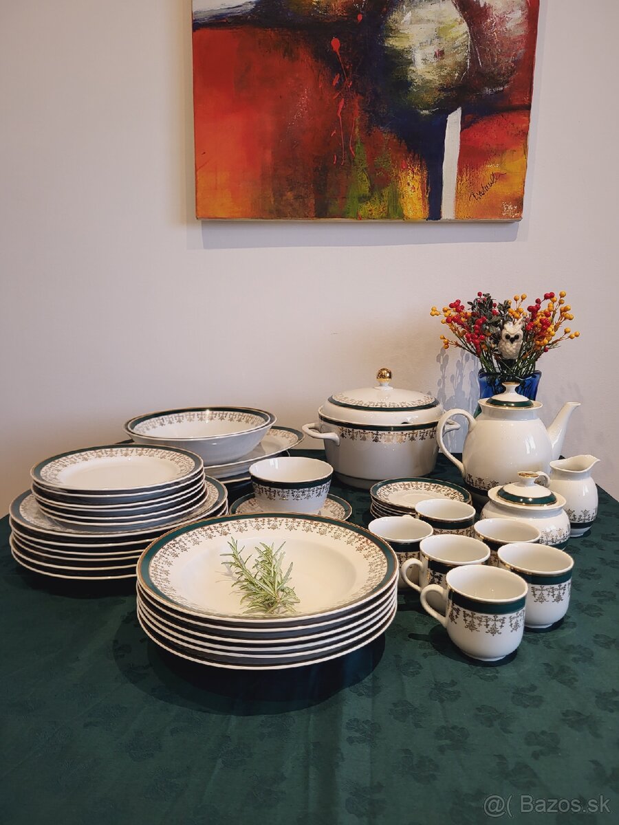 Porcelanová československá obedová sada - 9