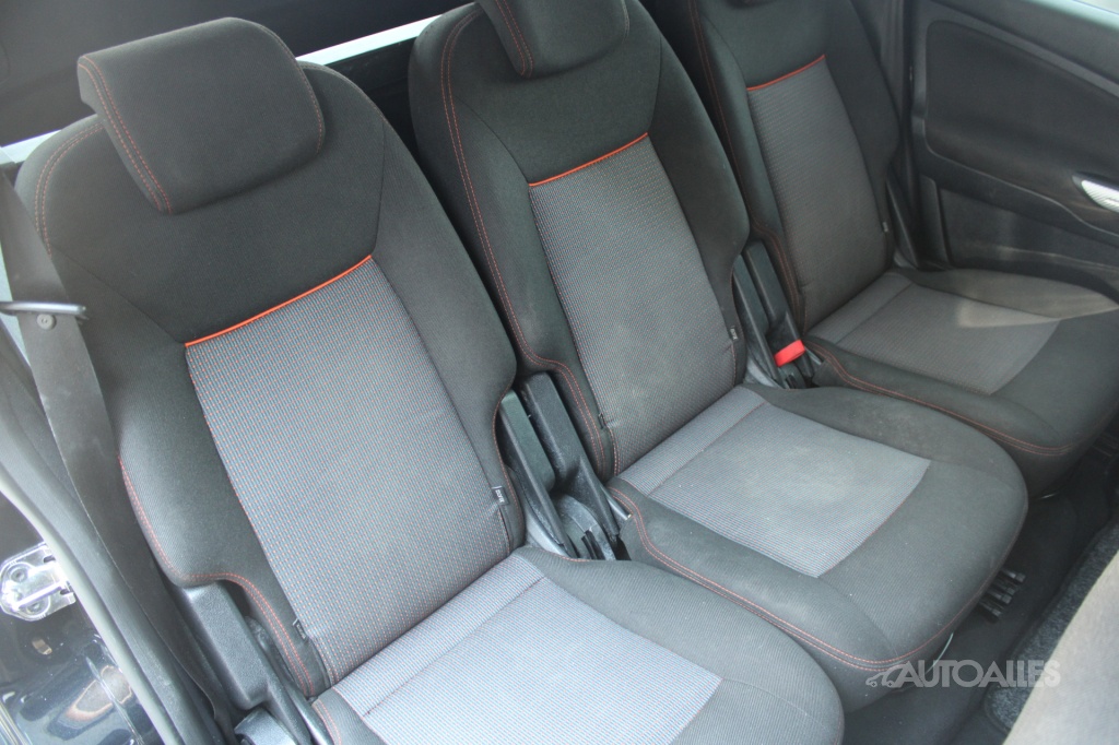 Ford S-MAX 2,0 TDCi 103 kW - 9