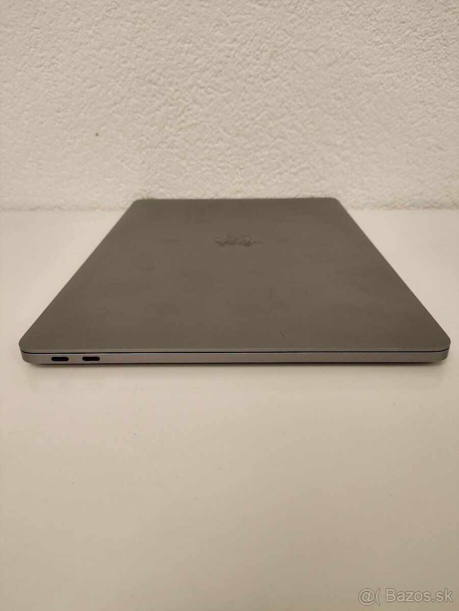 Apple MacBook Pro 13 (2017 A1708) | Intel Core i5 2.3 GHz • - 9