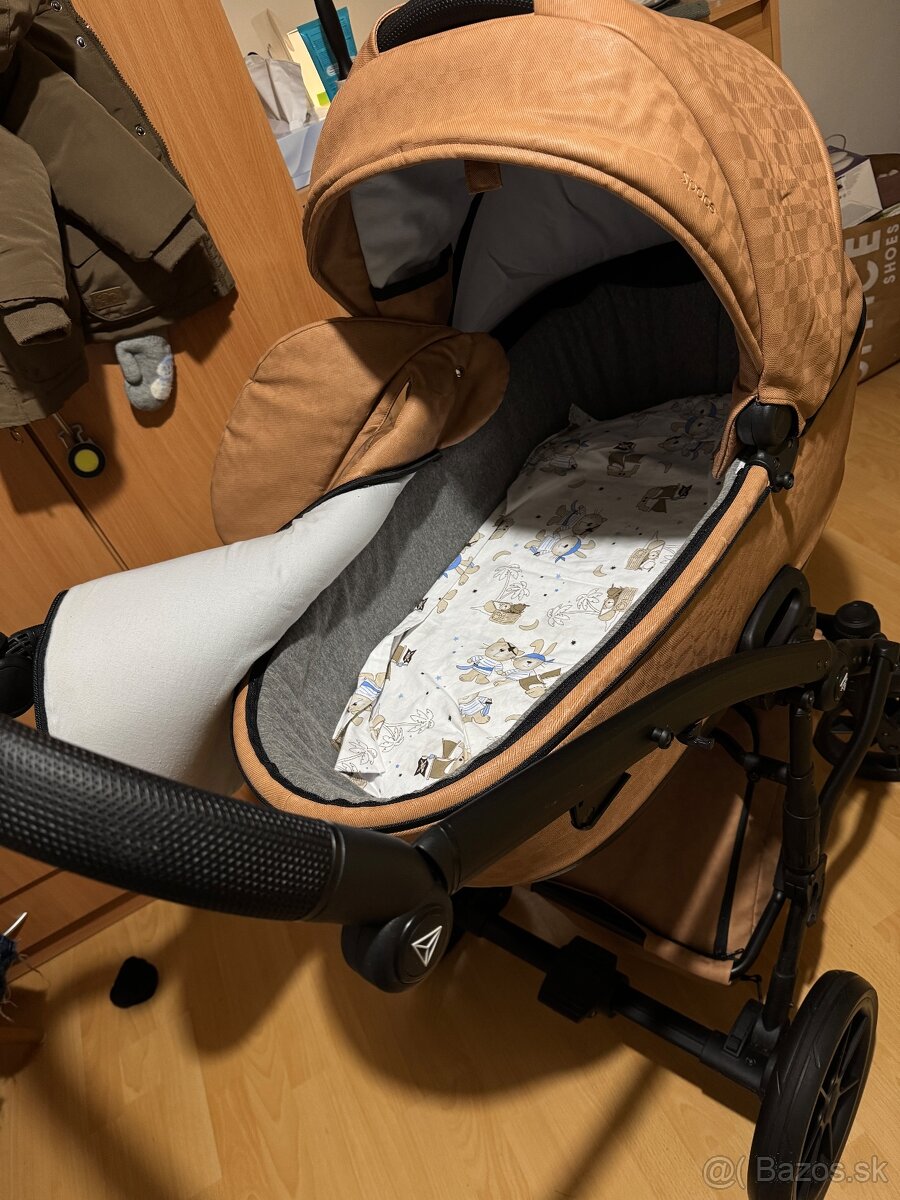 JUNAMA Space kočík 3v1 - vanička + autosedačka - 9