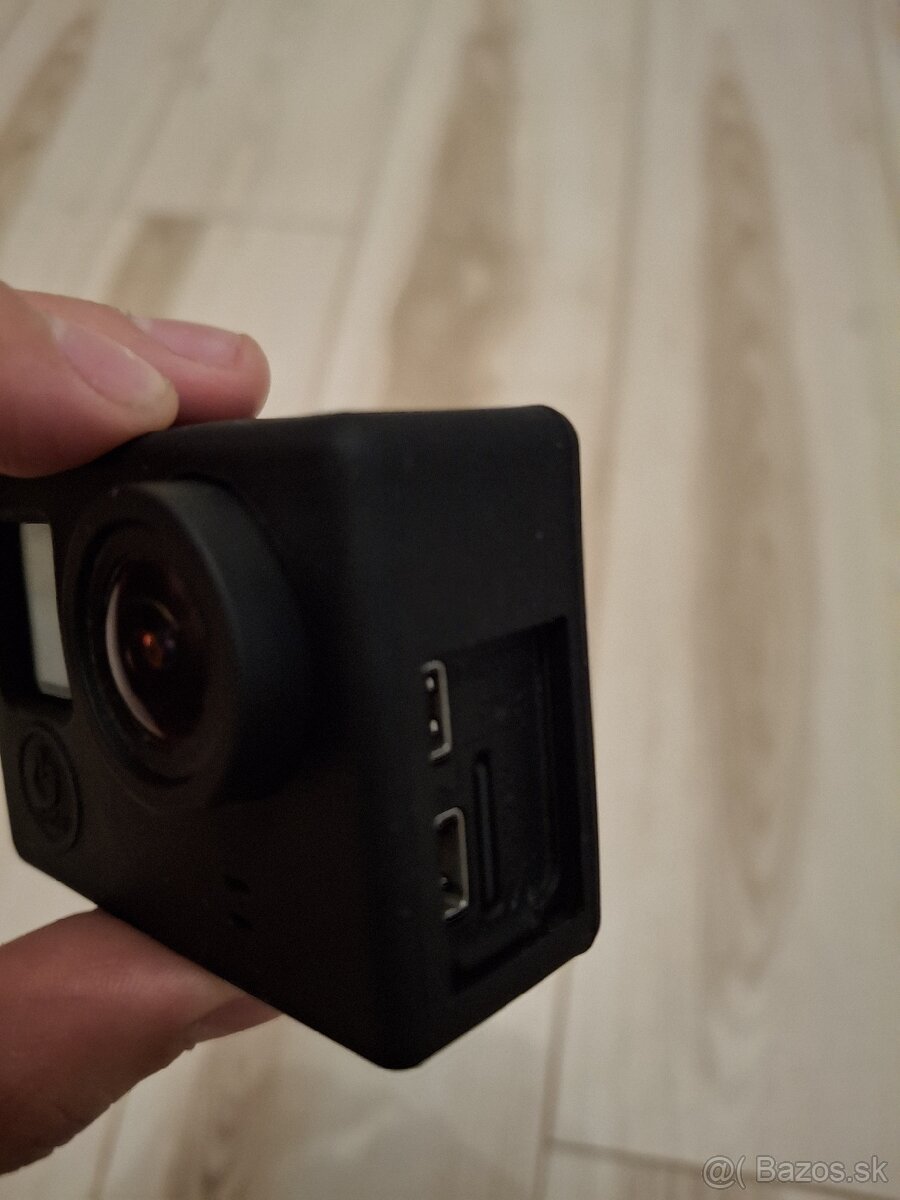 GoPro Hero 4 - 9