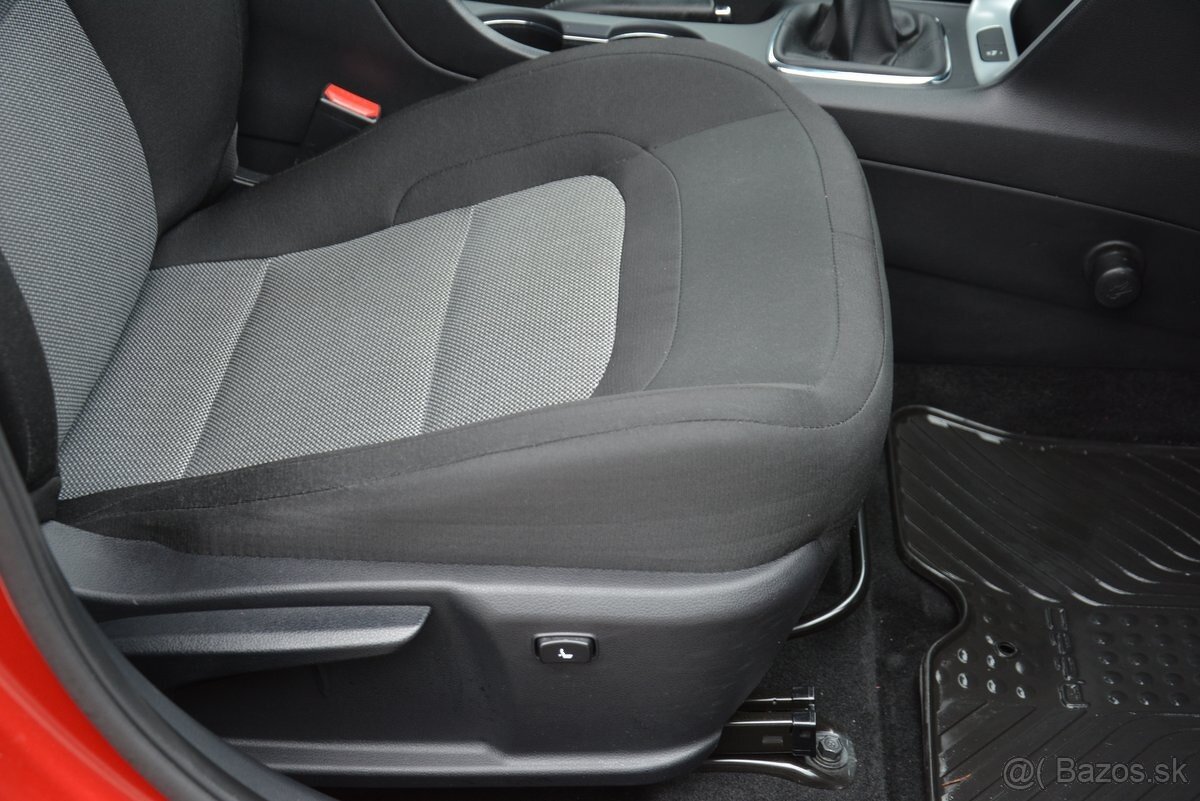 KIA Ceed 2016 1.60 SR. voz, 1. majiteľ, Top Stav - 9