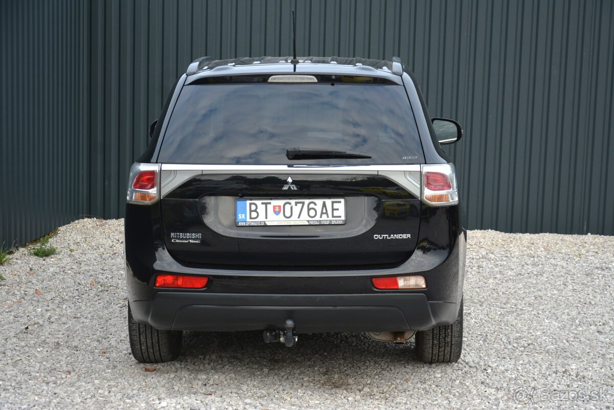 Mitsubishi Outlander 2.20 SR. voz, 7miestne - 9
