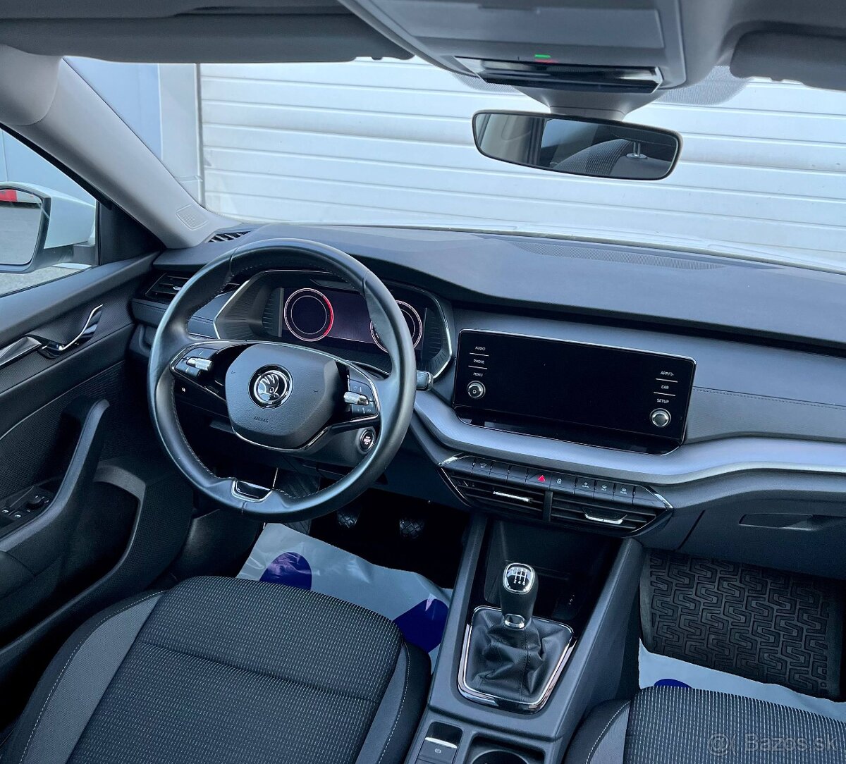 ŠKODA OCTAVIA IV COMBI 2.0 TDI 2020 - 9