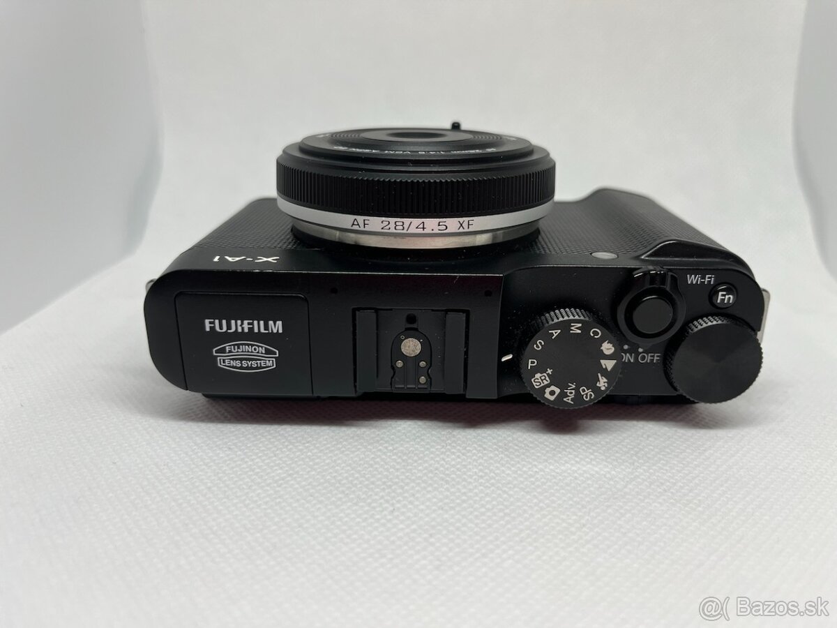 Fujifilm X-A1 + Viltrox AF 28mm f/4.5 - 9