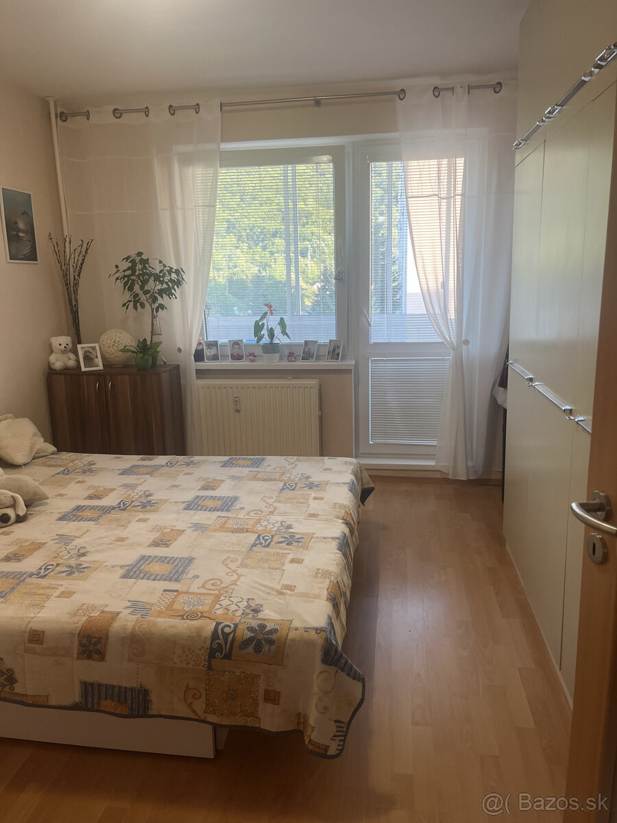 Váš nový domov čaká na vás – priestranný 3-izbový byt v Hume - 9