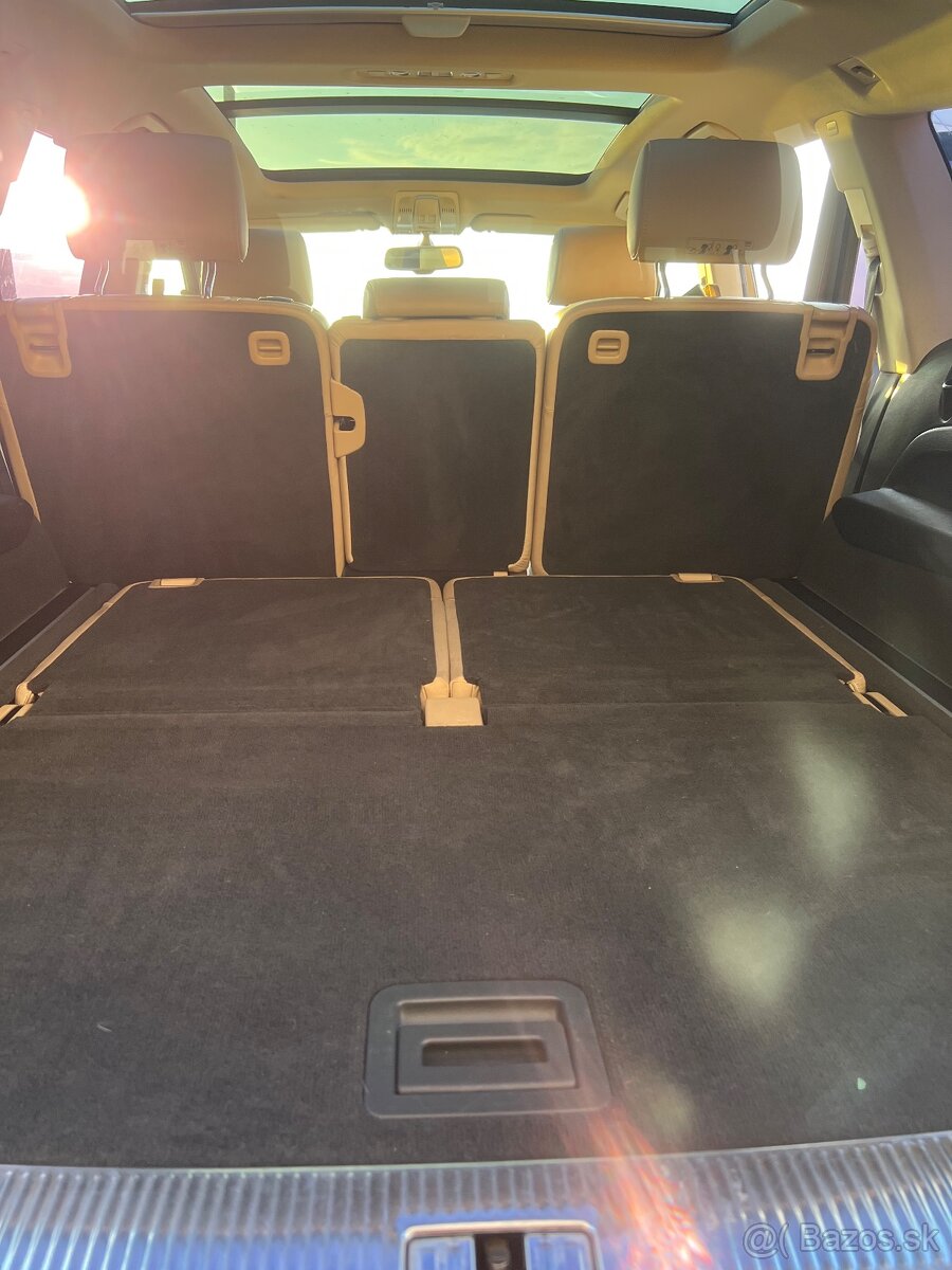 Audi Q7 3.0 TDI 176kw Quattro 7miestne - 9