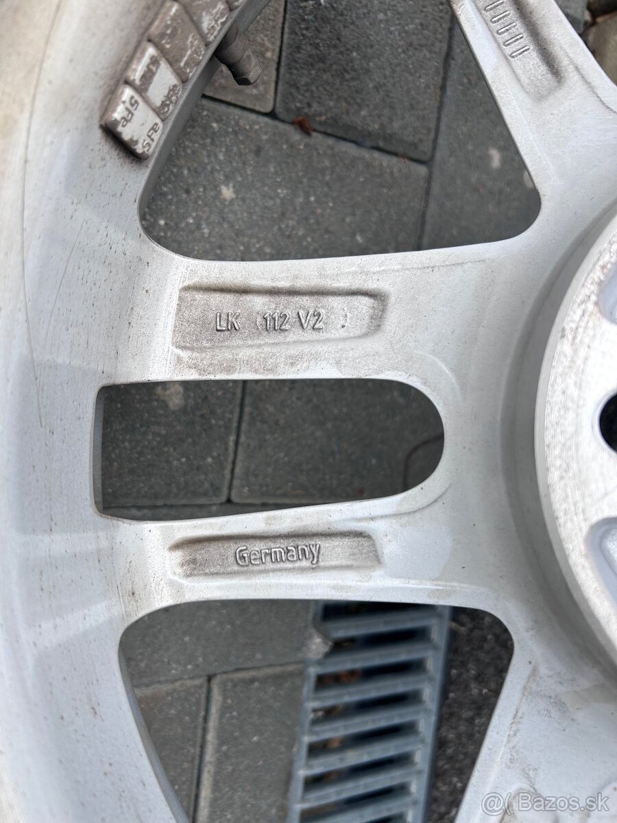 Predám zimnú sadu Vw,Škoda 5x112-215/55R17 - 9