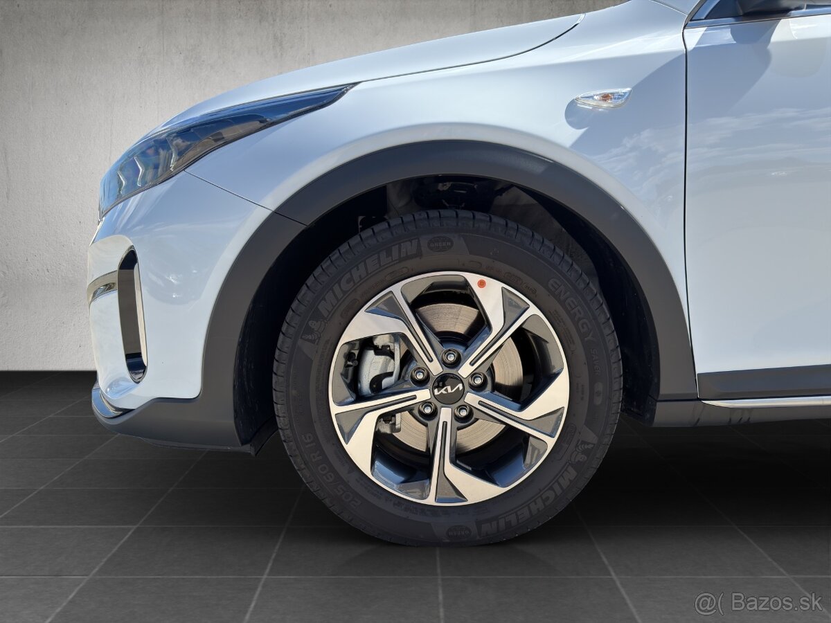 Kia XCeed 1.6 T-GDi Silver A/T - 9