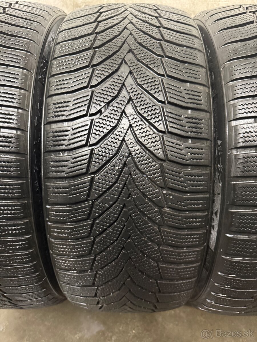 Zimné pneumatiky 235/45/19 Nexen Winguard Sport 2 WU7 - 9