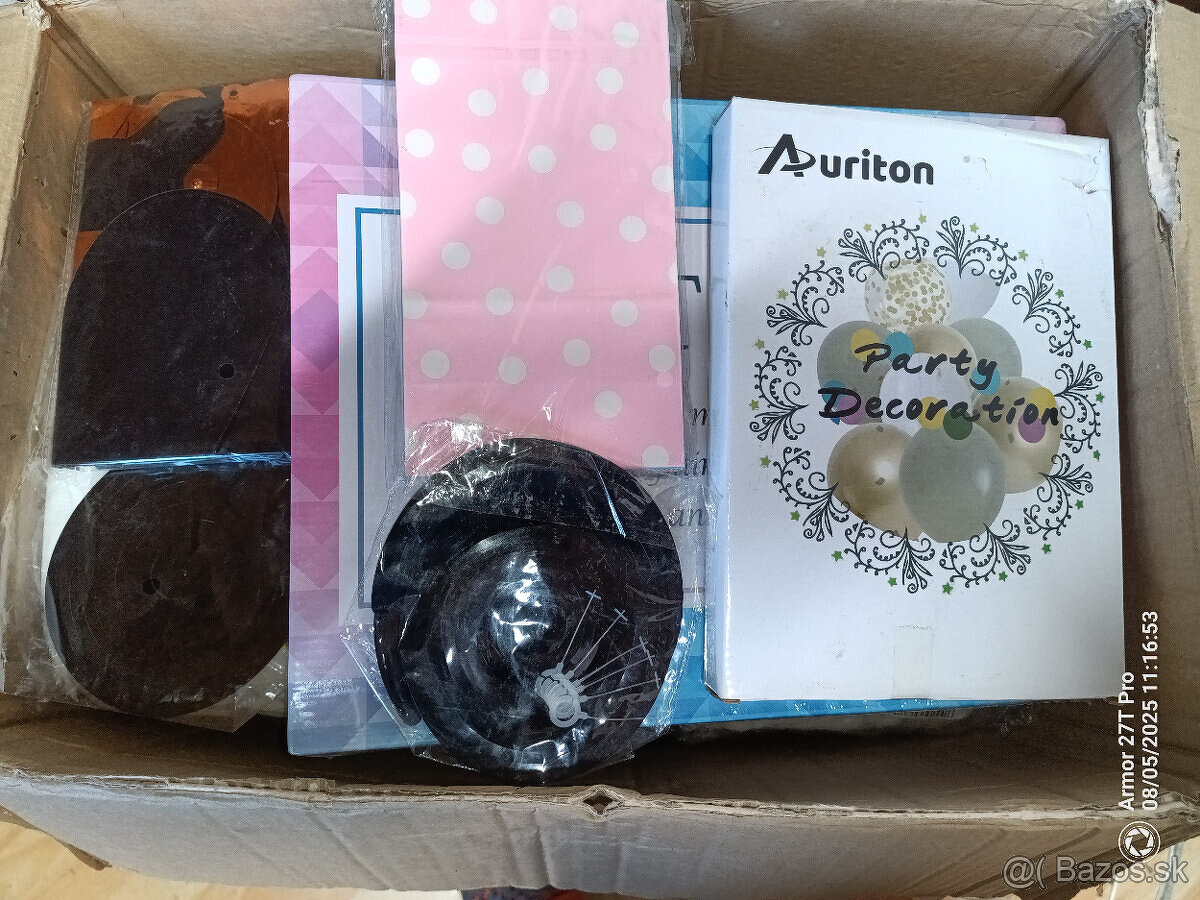 VYMENIM ZA ČOKOĽVEK BIG BOX hračky MIX - 9