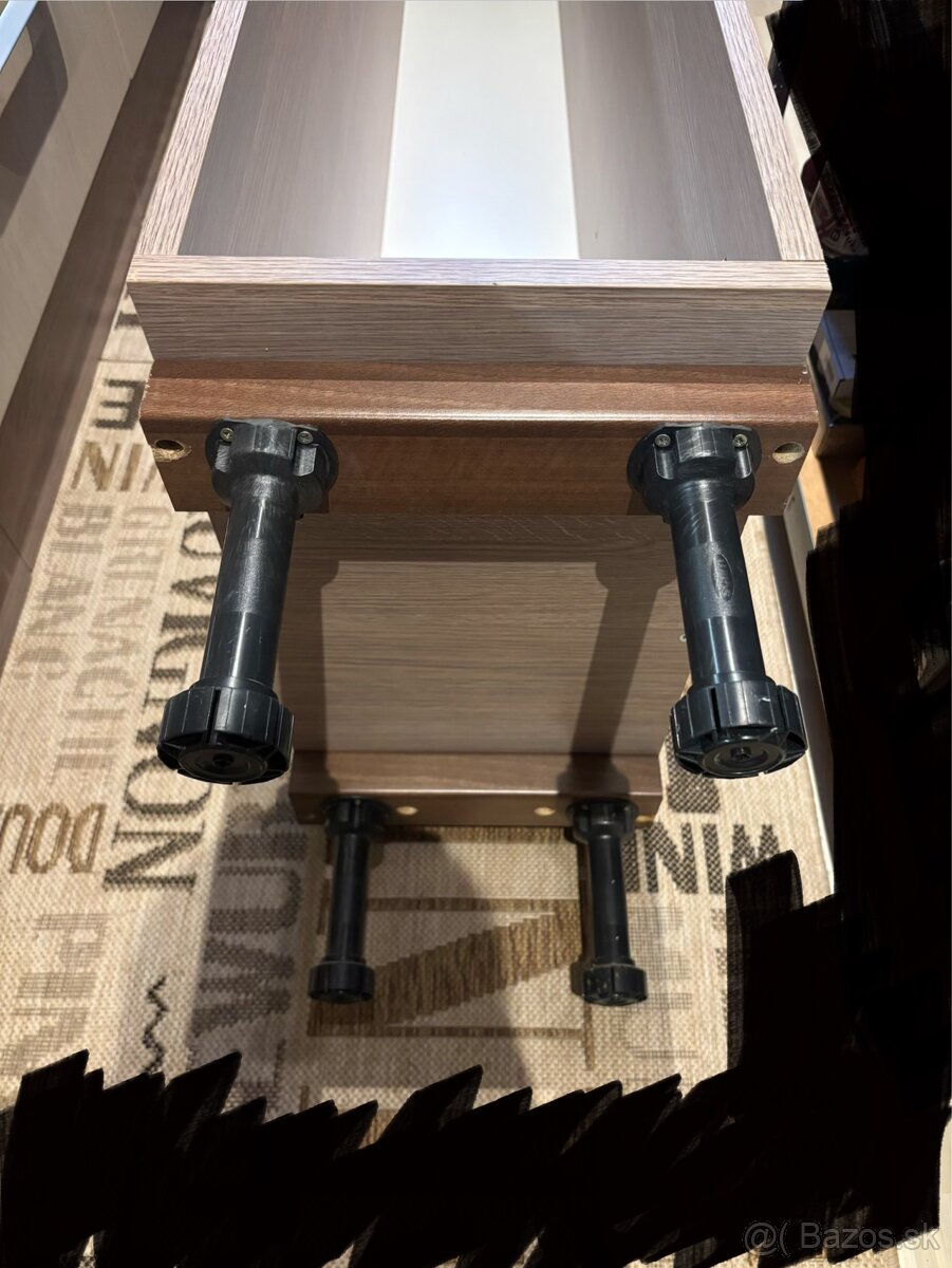 Výsuvná potravinová skriňa - 9