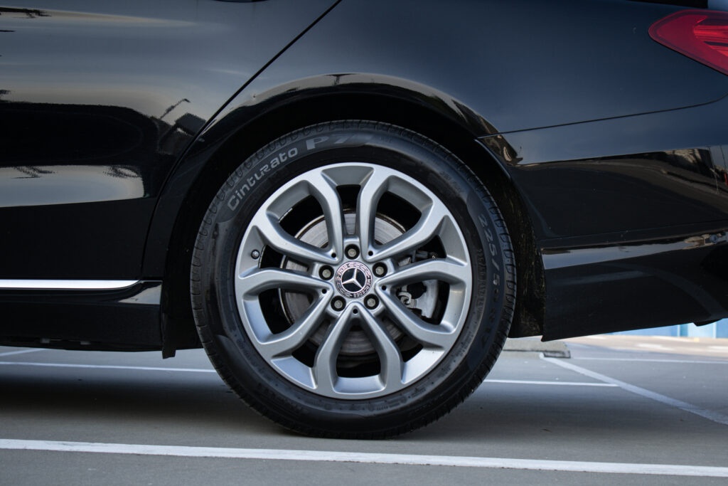 Predam Mercedes C200d, 2143ccm, 9-rychlostny automat - 9