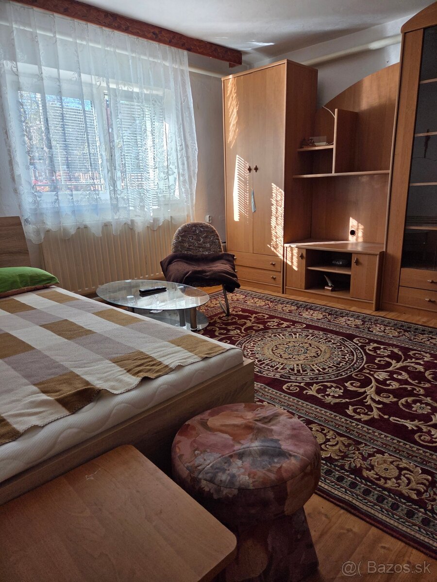 RD KOŠICE - PEREŠ, s 800m2 pozemkom - 9