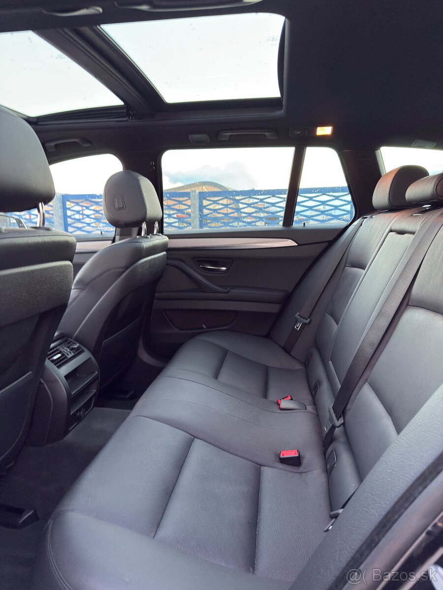 BMW rad 5 Touring Combi 135kw Automat - 9
