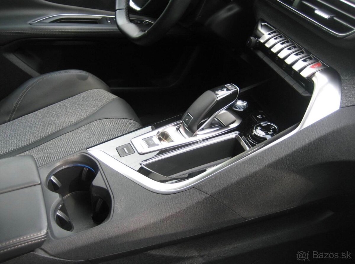 Peugeot 3008, 2021, automat - 9