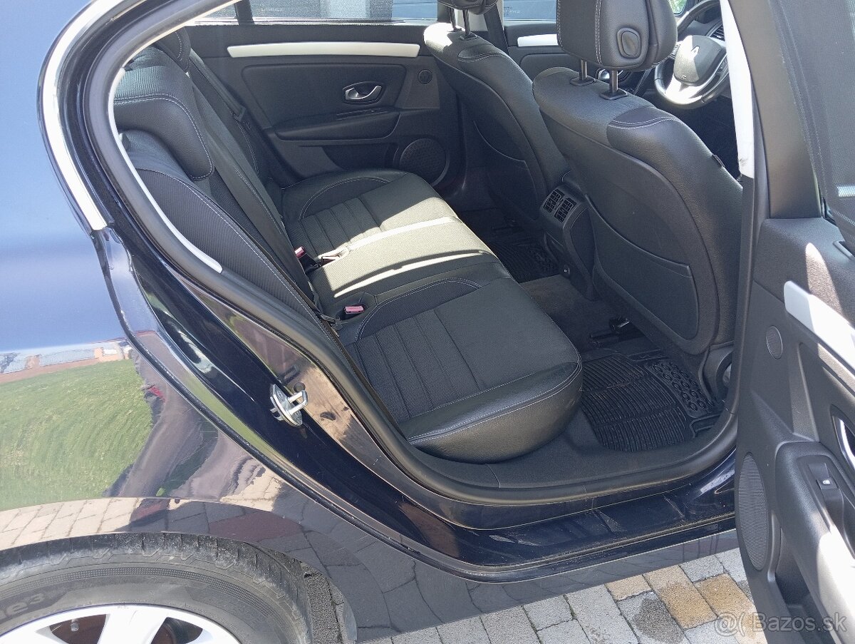 Renault Laguna 2.0 dCi 150k Dynamique - 9