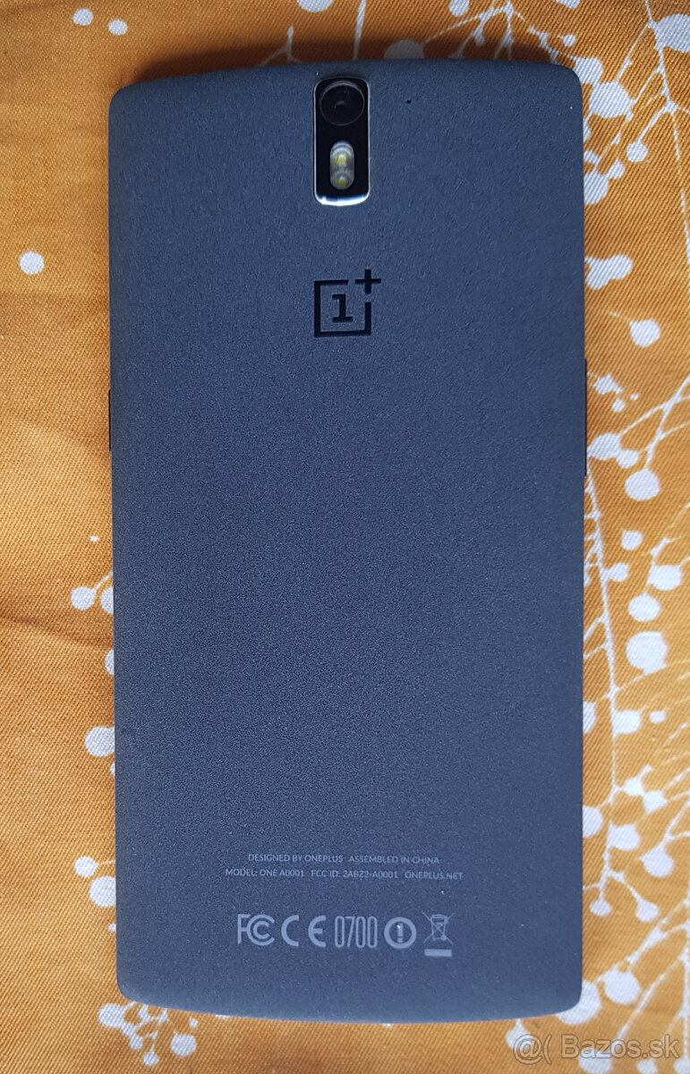 One Plus A0001 64gb verzia cierna farba - 9