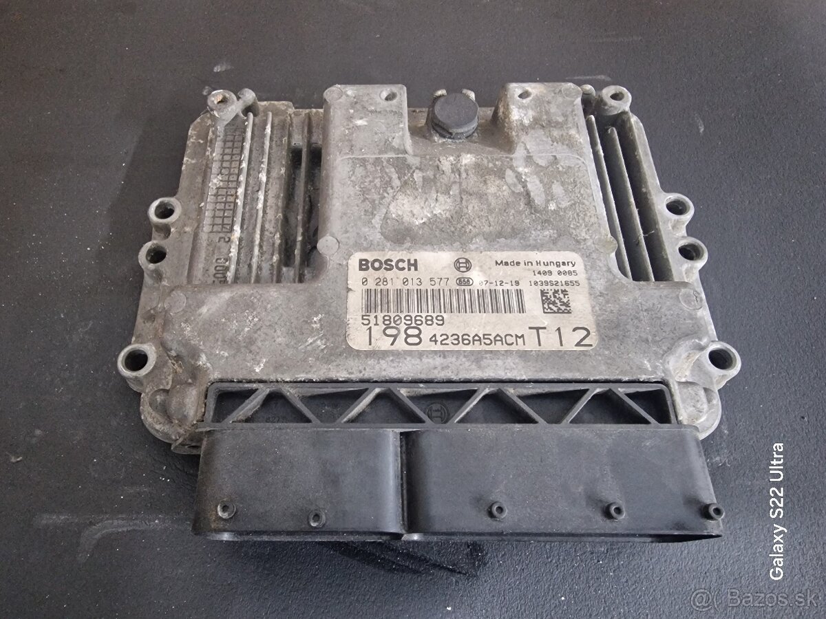 Predám riadiacu jednotku ECU - 9