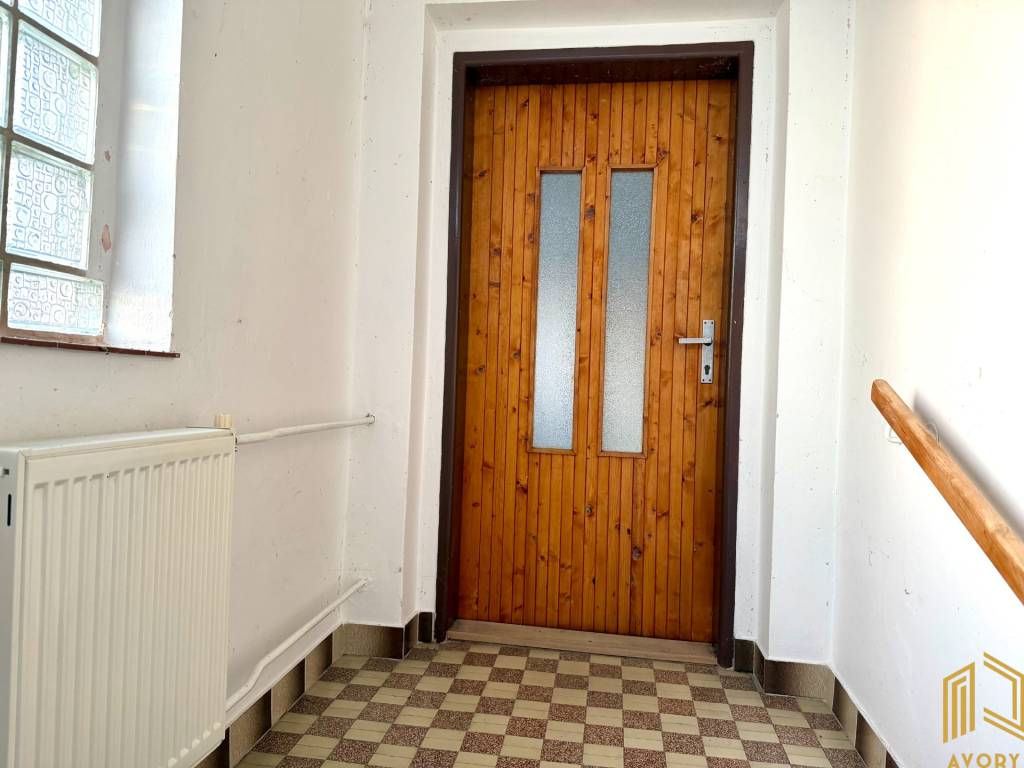 ROD. DOM s GARÁŽOU, POZEMOK 973m2, ŠAJDÍKOVÉ HUMENCE - 9