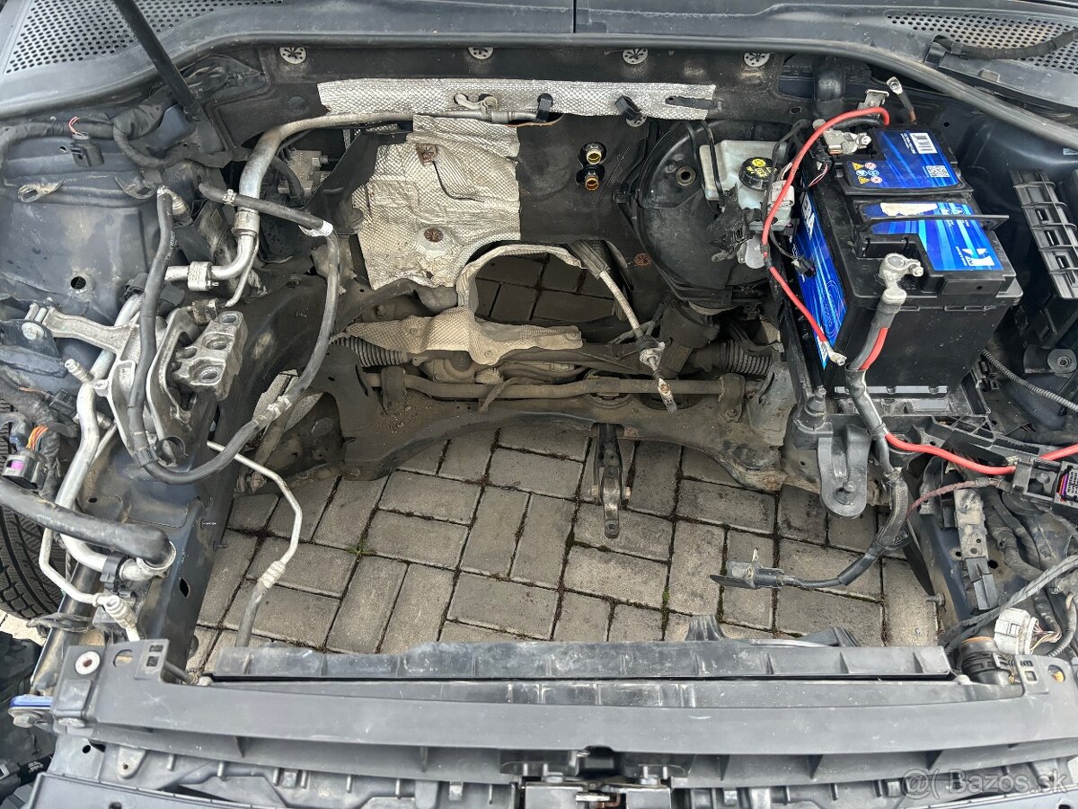 Rozpredam na nd vw golf7 R 2.0tsi 221kw dsg 4x4 - 9