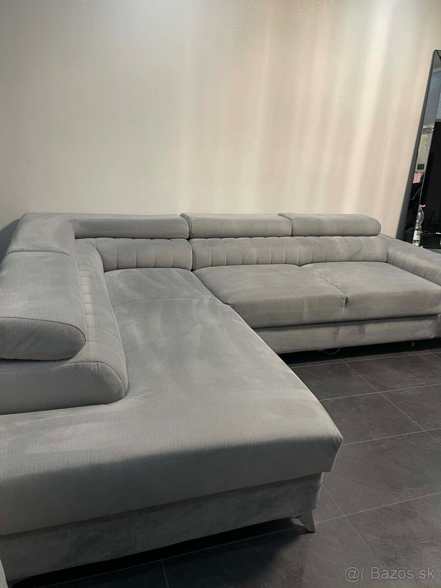 Rohový gauc - 9