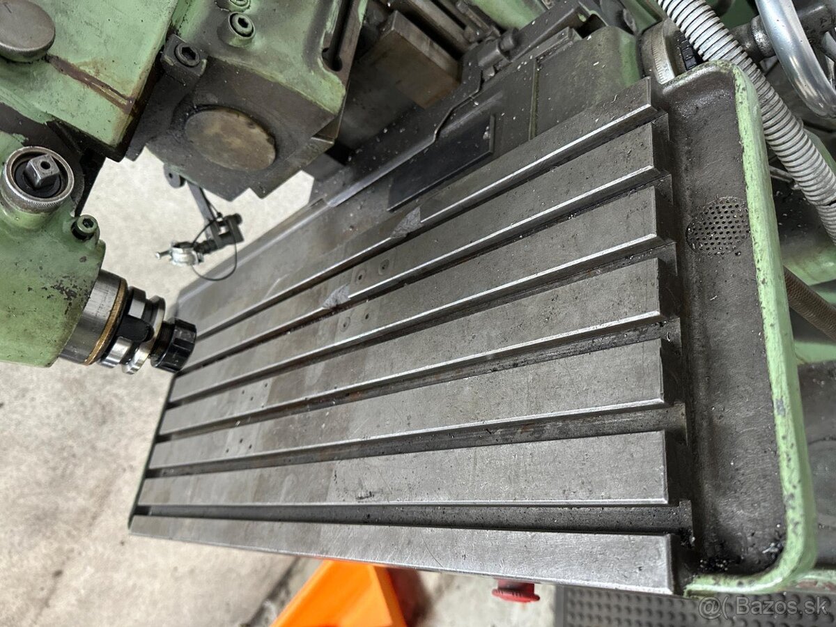 Frézka DECKEL FP2 - 9