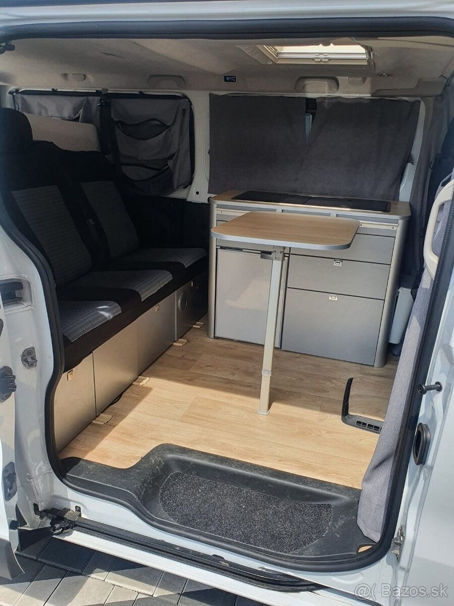 Opel Vivaro 1.6 92KW - KempiVan - 9