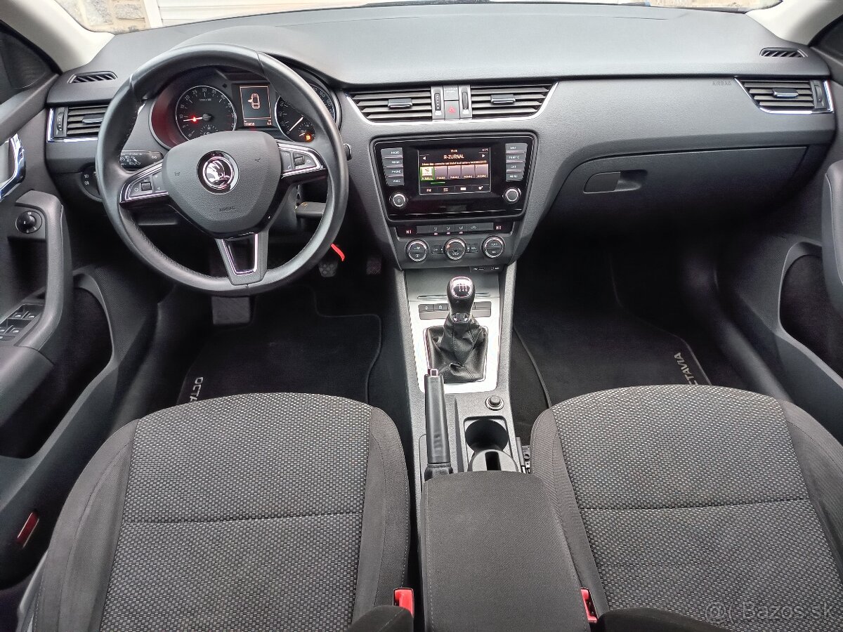 Škoda Octavia 2.0 TDI Executive 110 kW - 9