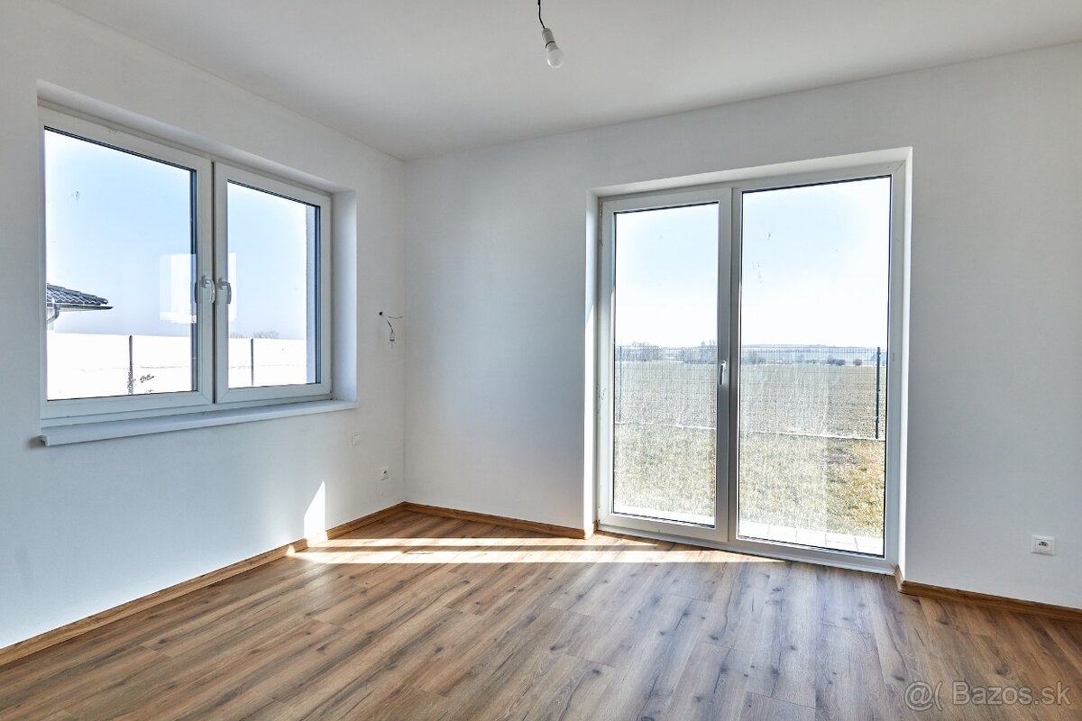 Predaj novostavby rodinného domu v obci Častá. - 9