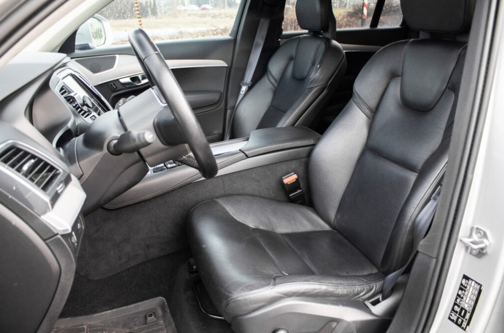 Volvo XC90 2.0 B5 Drive-E AWD A/T (2019) - 9