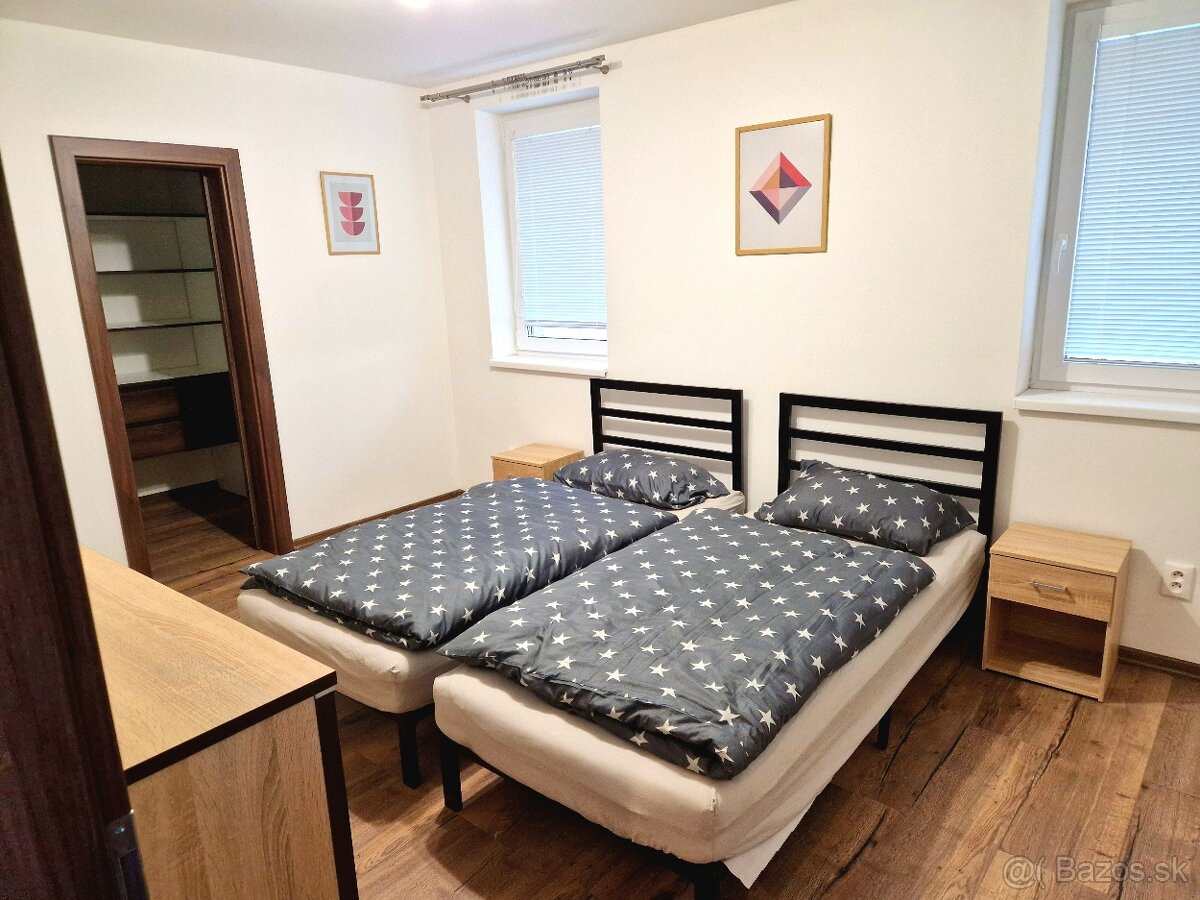 Krátkodobý prenájom 3x apartmán Vranov nad Topľou - 9