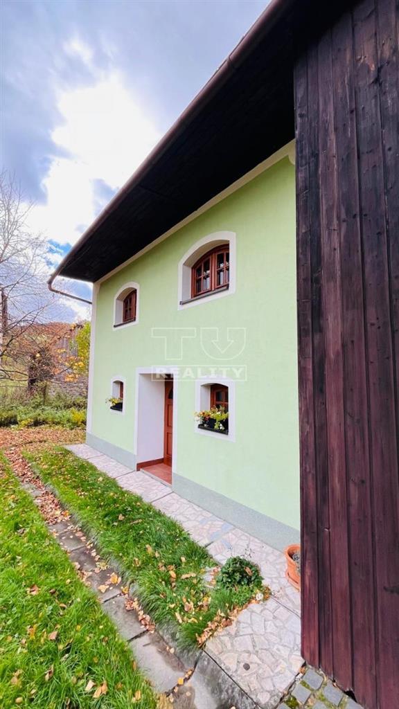 Pripravujeme do ponuky nádhernú zrekonštruovanú usadlosť... - 9